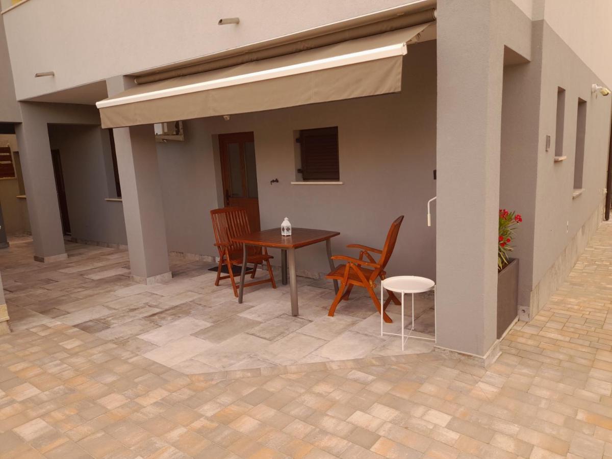Apartments Ester Victoria Medulin Luaran gambar