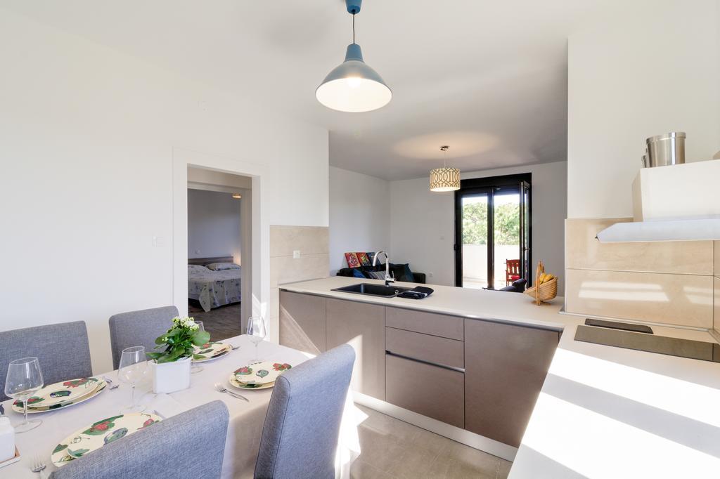 Apartments Ester Victoria Medulin Luaran gambar